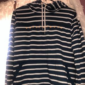 UnderArmor sweatshirt